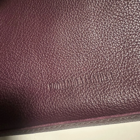 Portland Leather Raindrop Crossbody Floral Embroidered Burgundy Bag - Picture 5 of 13